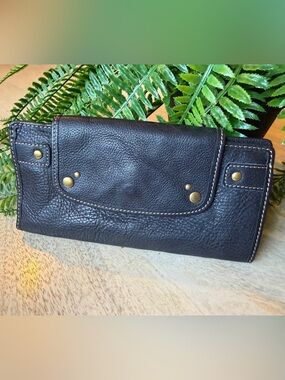 FOSSIL brand black washed leather tab wallet Never Used, vintage brass studs